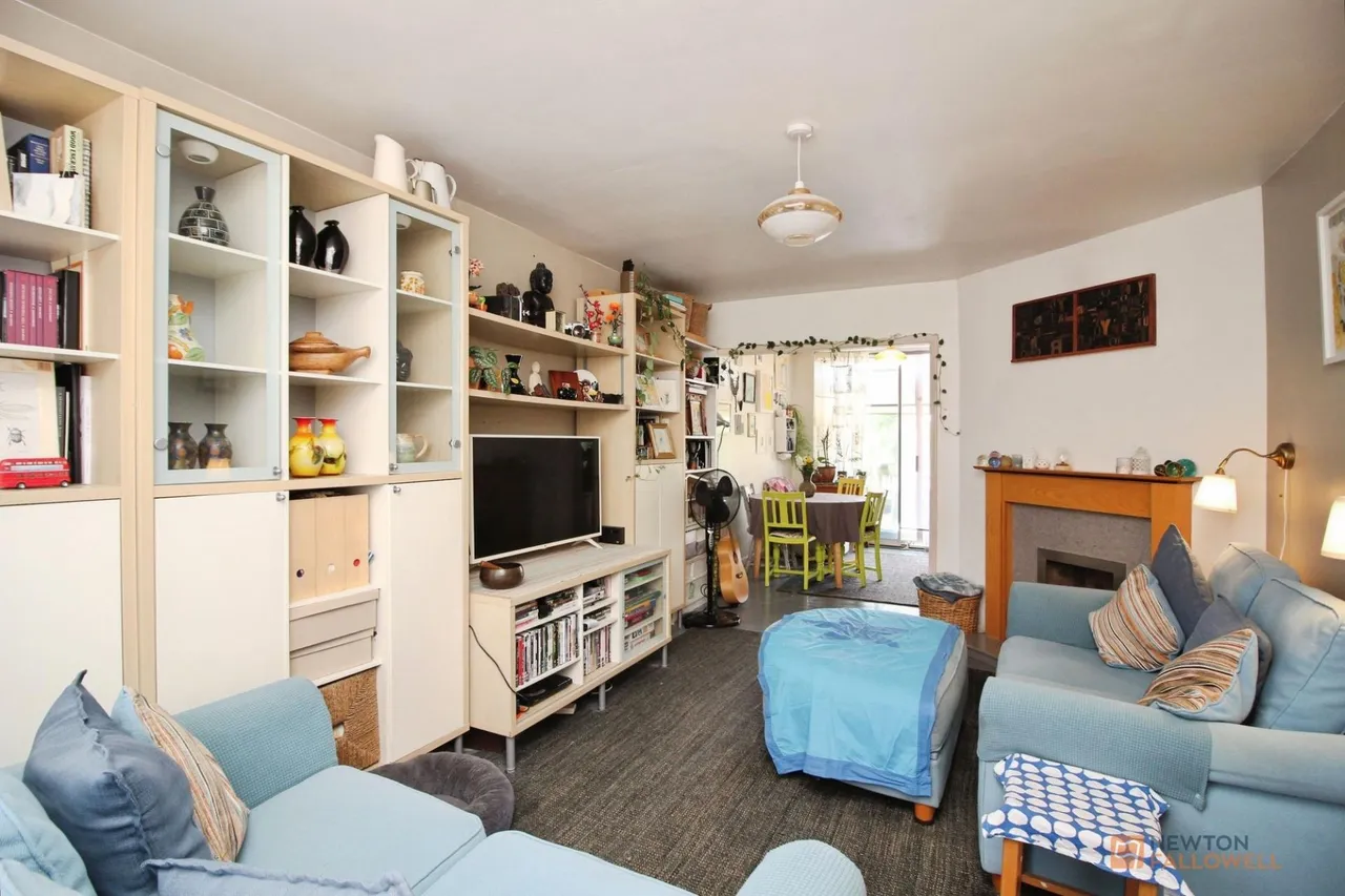 Queensgate Drive, Birstall, LE4, photo 7