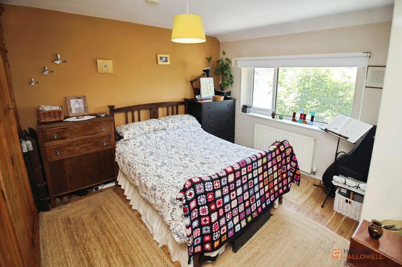 Queensgate Drive, Birstall, LE4, photo 13