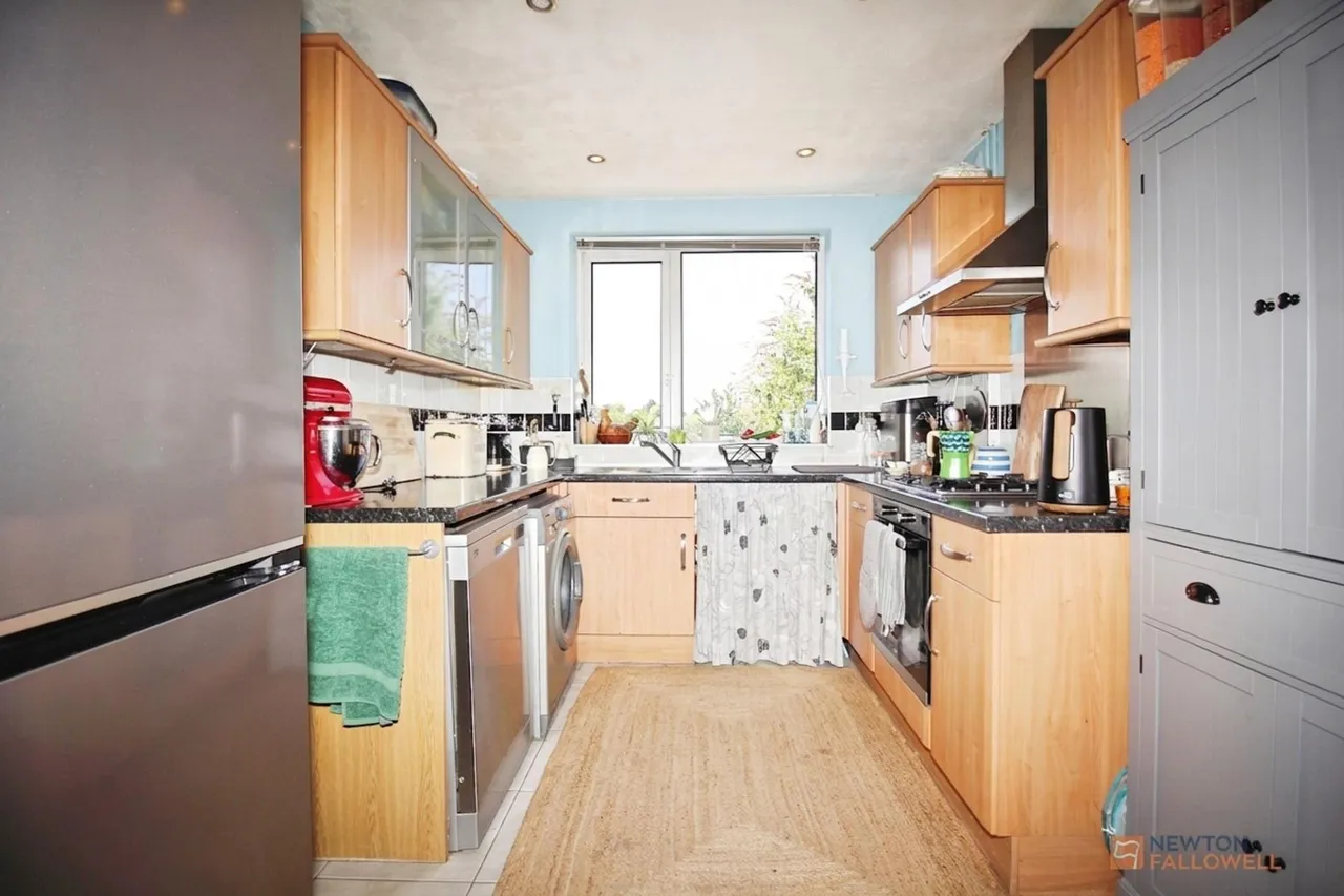 Queensgate Drive, Birstall, LE4, photo 10