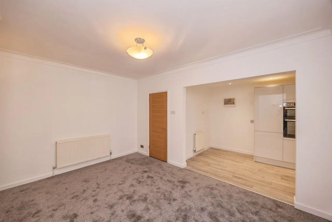 Military Road, Hilsea, PO3, photo 5