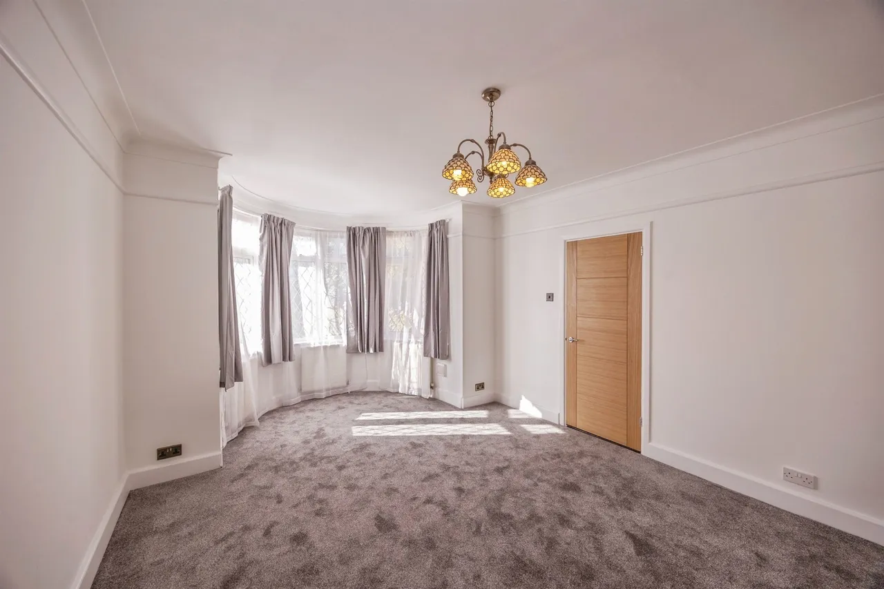 Military Road, Hilsea, PO3, photo 2