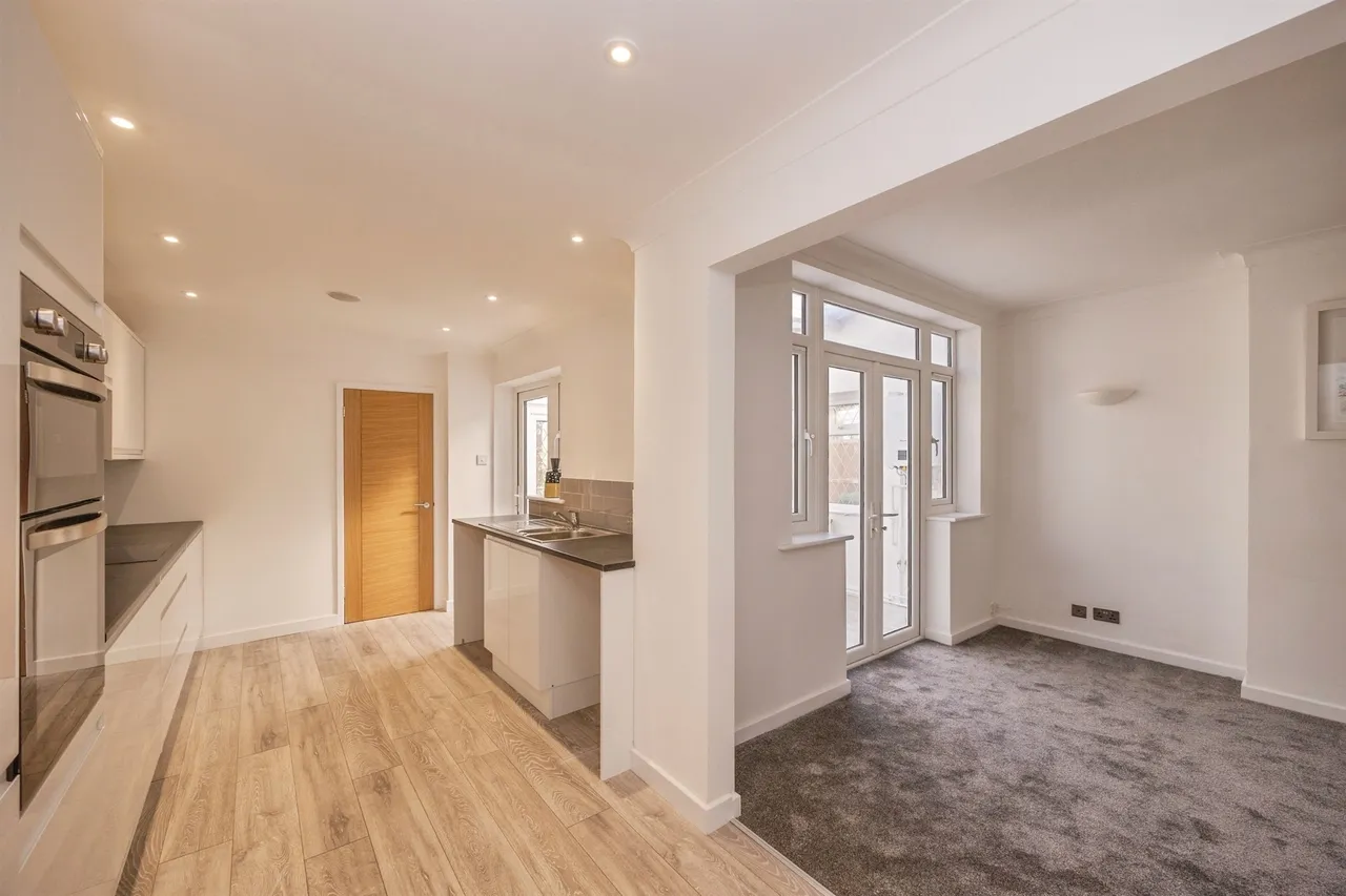 Military Road, Hilsea, PO3, photo 9