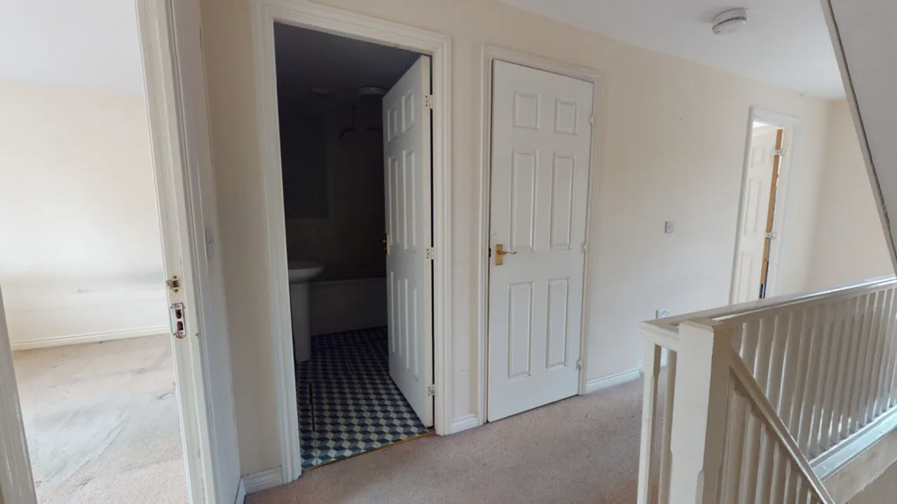 Sotherby Drive, Cheltenham, Gloucestershire, photo 12