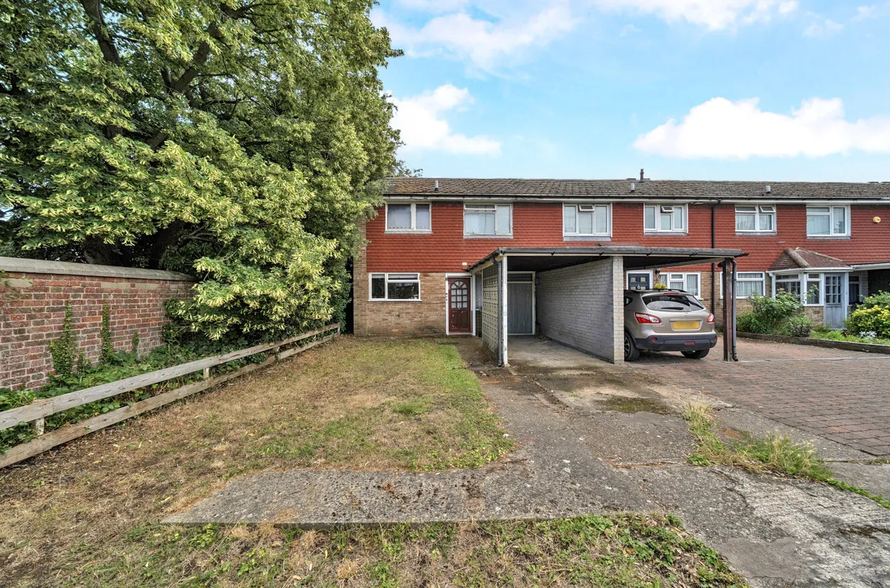 3 bed house for sale — Main Road, Sutton At Hone, DA4