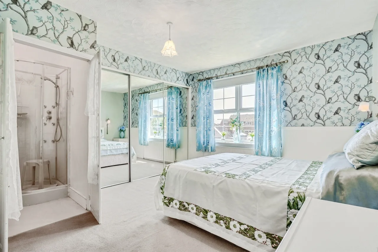 Crownlands Lane, Ossett, photo 9