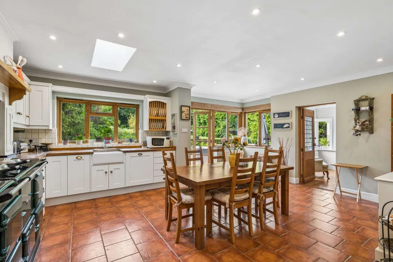 Eskdale Avenue, Chesham, Buckinghamshire, HP5 3BD, photo 6