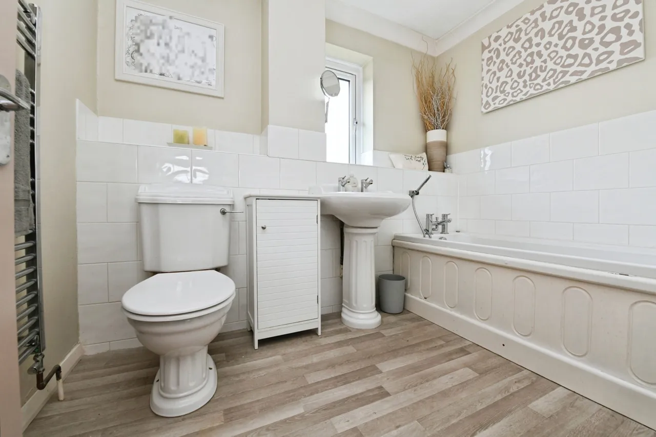 Dalwood, Shoeburyness, Southend-on-Sea, Essex, SS3, photo 14