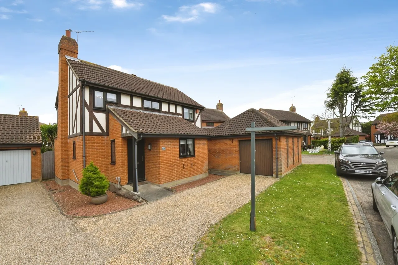 3 bed house for sale — Dalwood, Shoeburyness, Southend-on-Sea, Essex, SS3