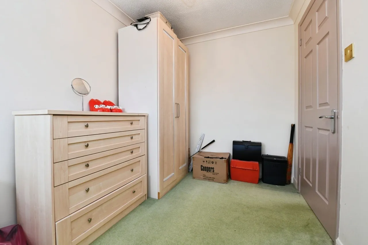 Dalwood, Shoeburyness, Southend-on-Sea, Essex, SS3, photo 13