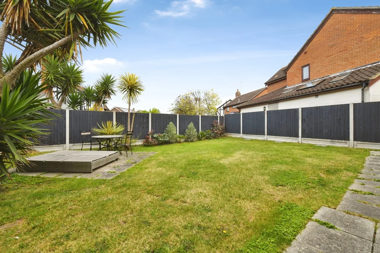 Dalwood, Shoeburyness, Southend-on-Sea, Essex, SS3, photo 18
