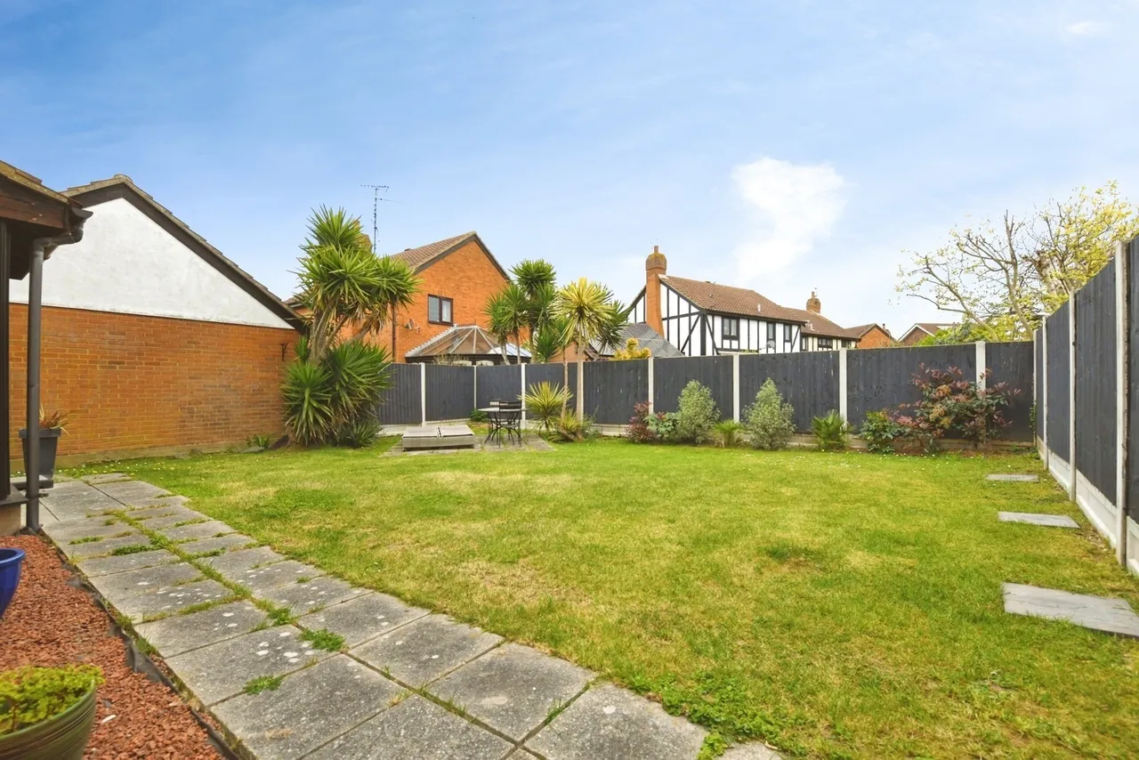Dalwood, Shoeburyness, Southend-on-Sea, Essex, SS3, photo 17