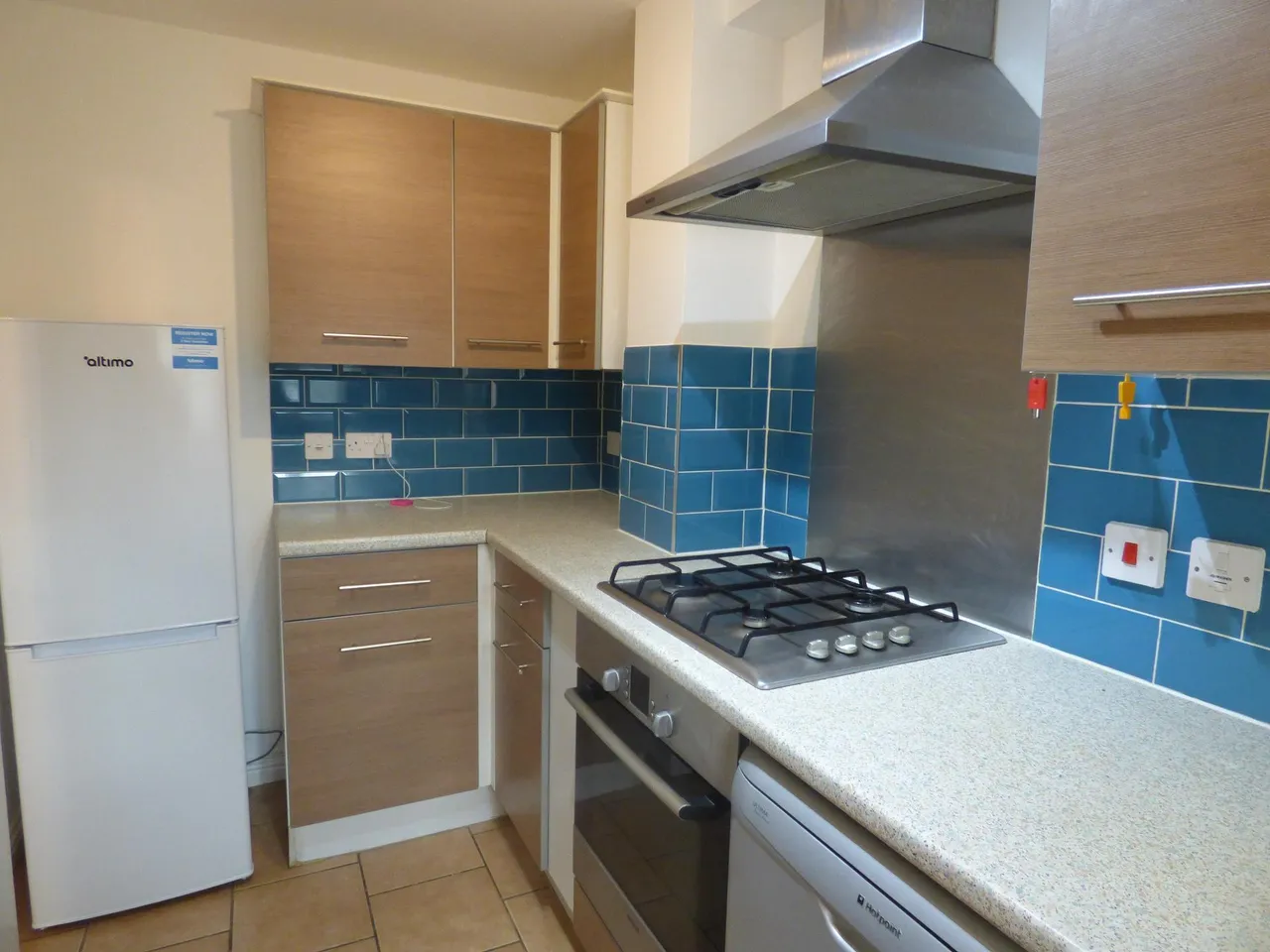 Beeston Court, Laindon, SS15, photo 7