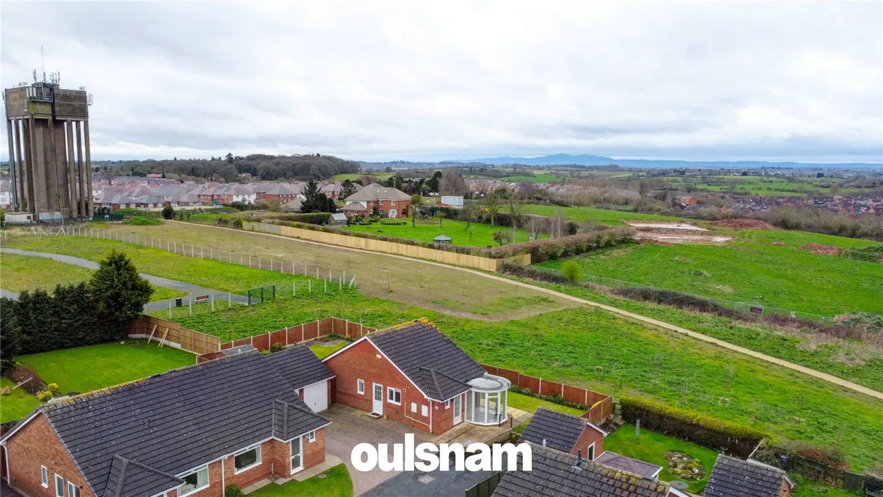 Maytree Hill, Droitwich, Worcestershire, WR9 7QT, photo 24