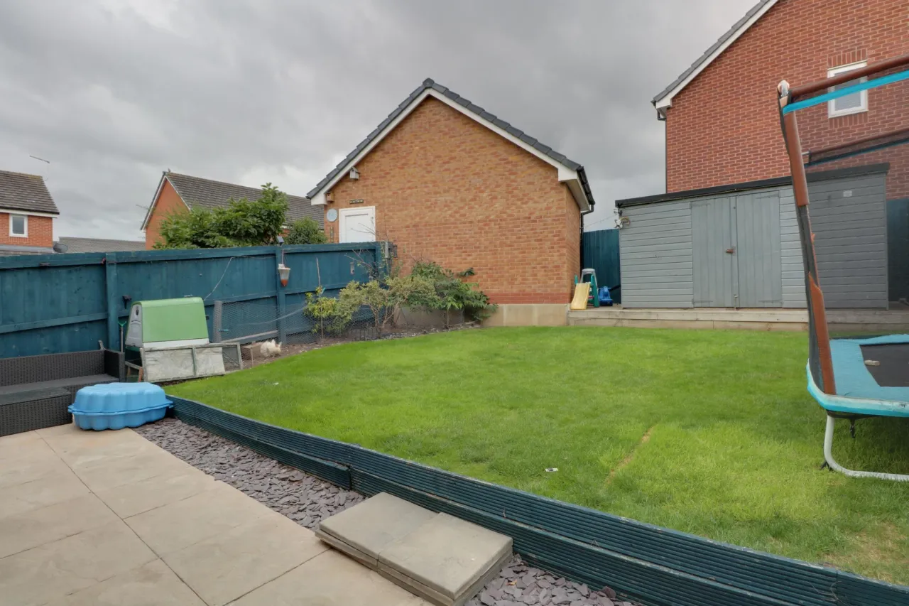 Broomhall Drive, Shavington, photo 14