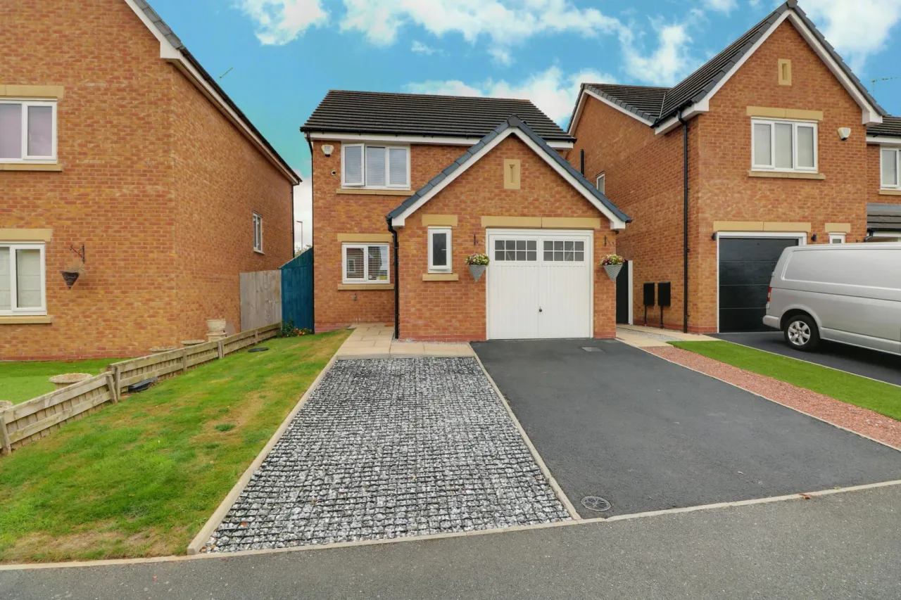 Broomhall Drive, Shavington, photo 16