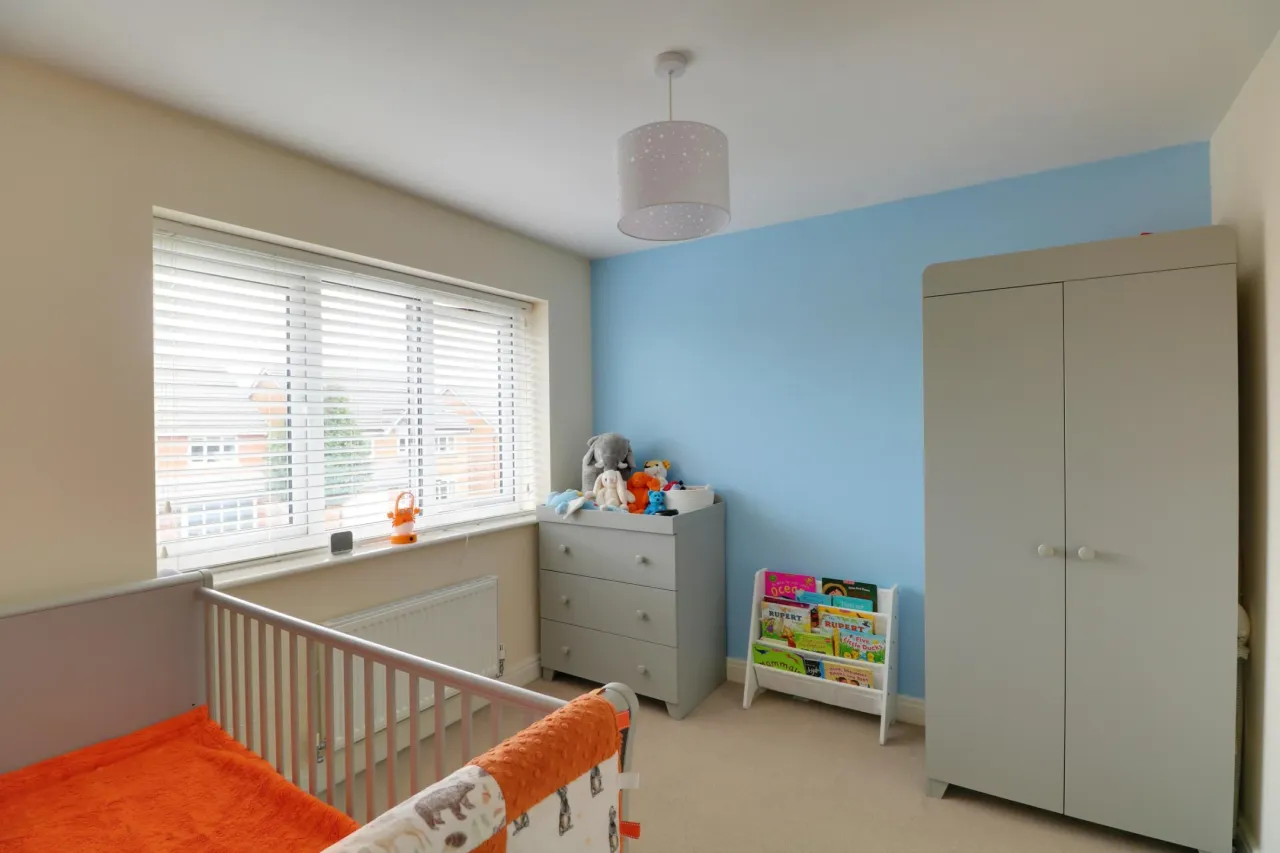 Broomhall Drive, Shavington, photo 11