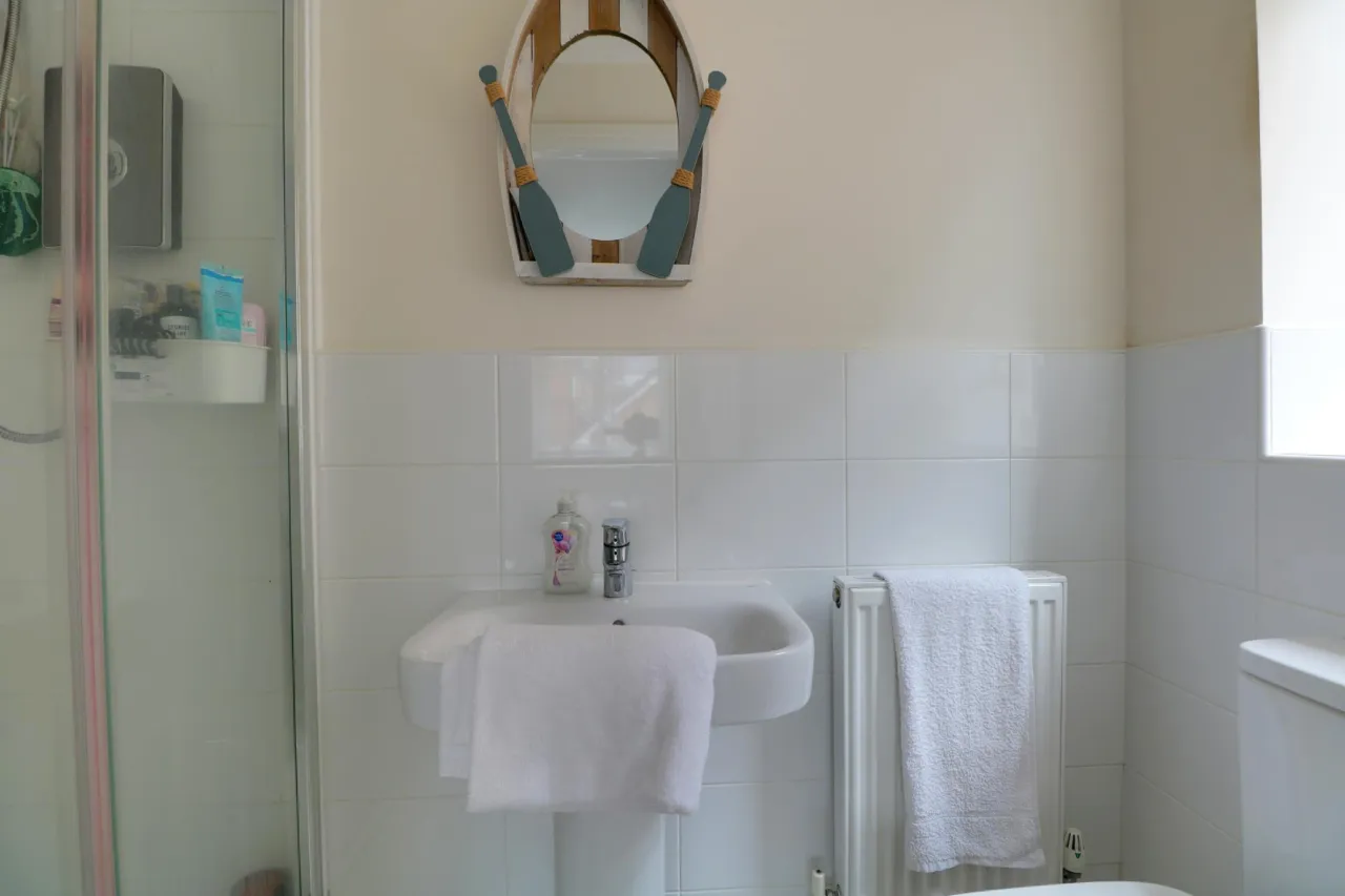 Broomhall Drive, Shavington, photo 10