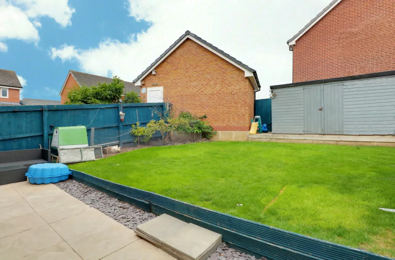 Broomhall Drive, Shavington, photo 15