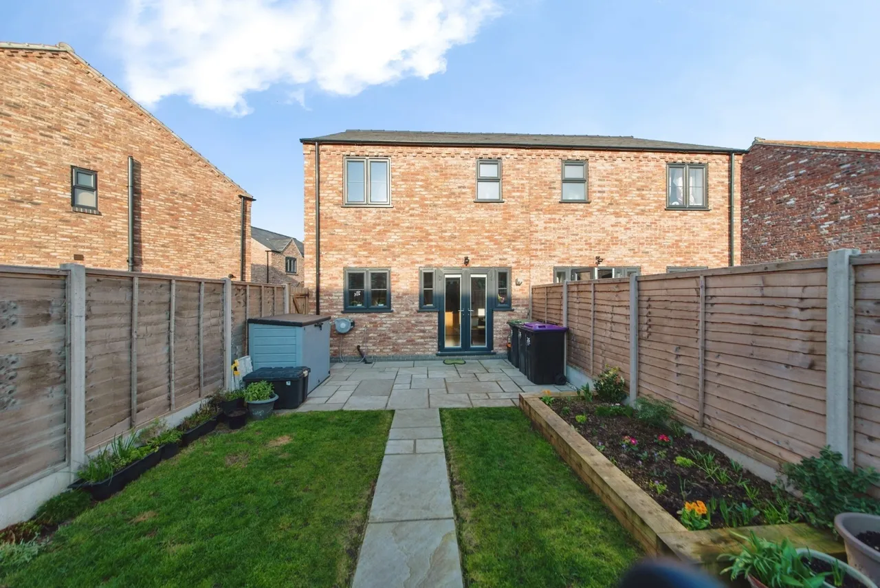 Poppyfield Close, Skellingthorpe, Lincoln, Lincolnshire, LN6, photo 15