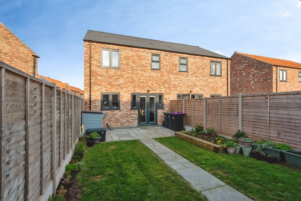 Poppyfield Close, Skellingthorpe, Lincoln, Lincolnshire, LN6, photo 16