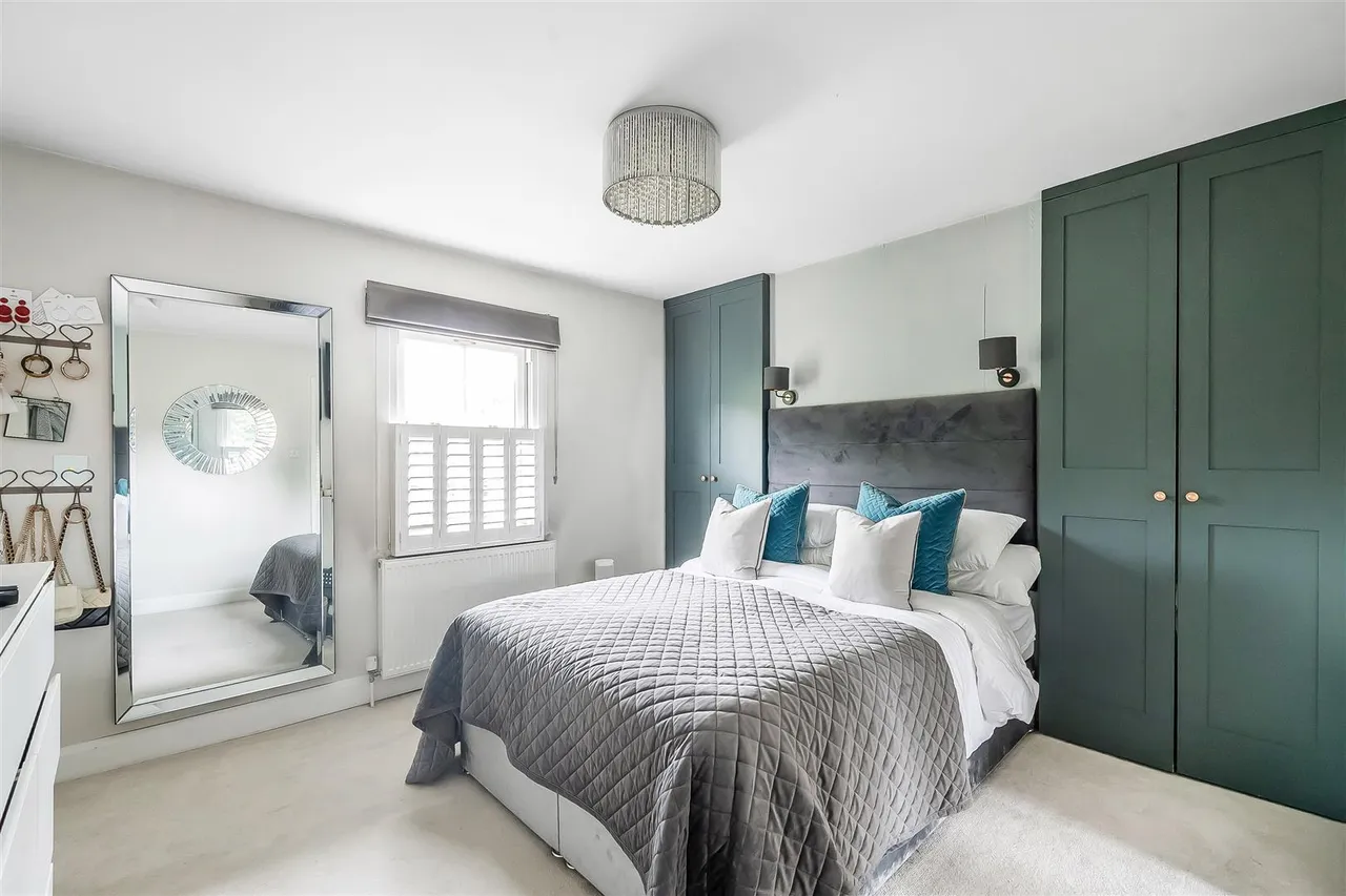 Highlands Road, Leatherhead, KT22, photo 9