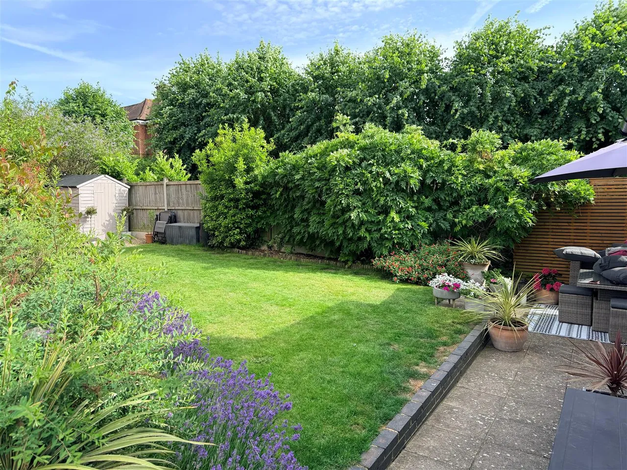 Highlands Road, Leatherhead, KT22, photo 5