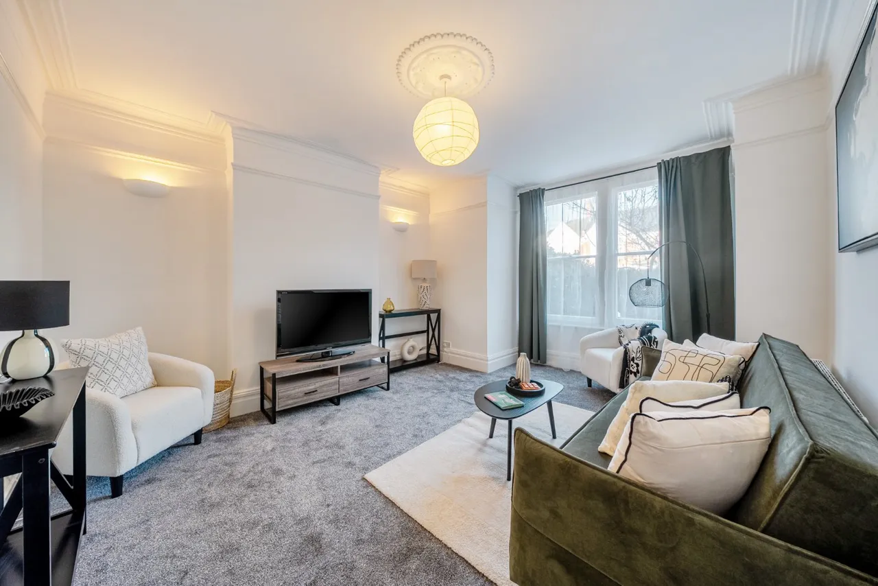 2 bed flat for sale — Telford Avenue, Telford Park, London, SW2
