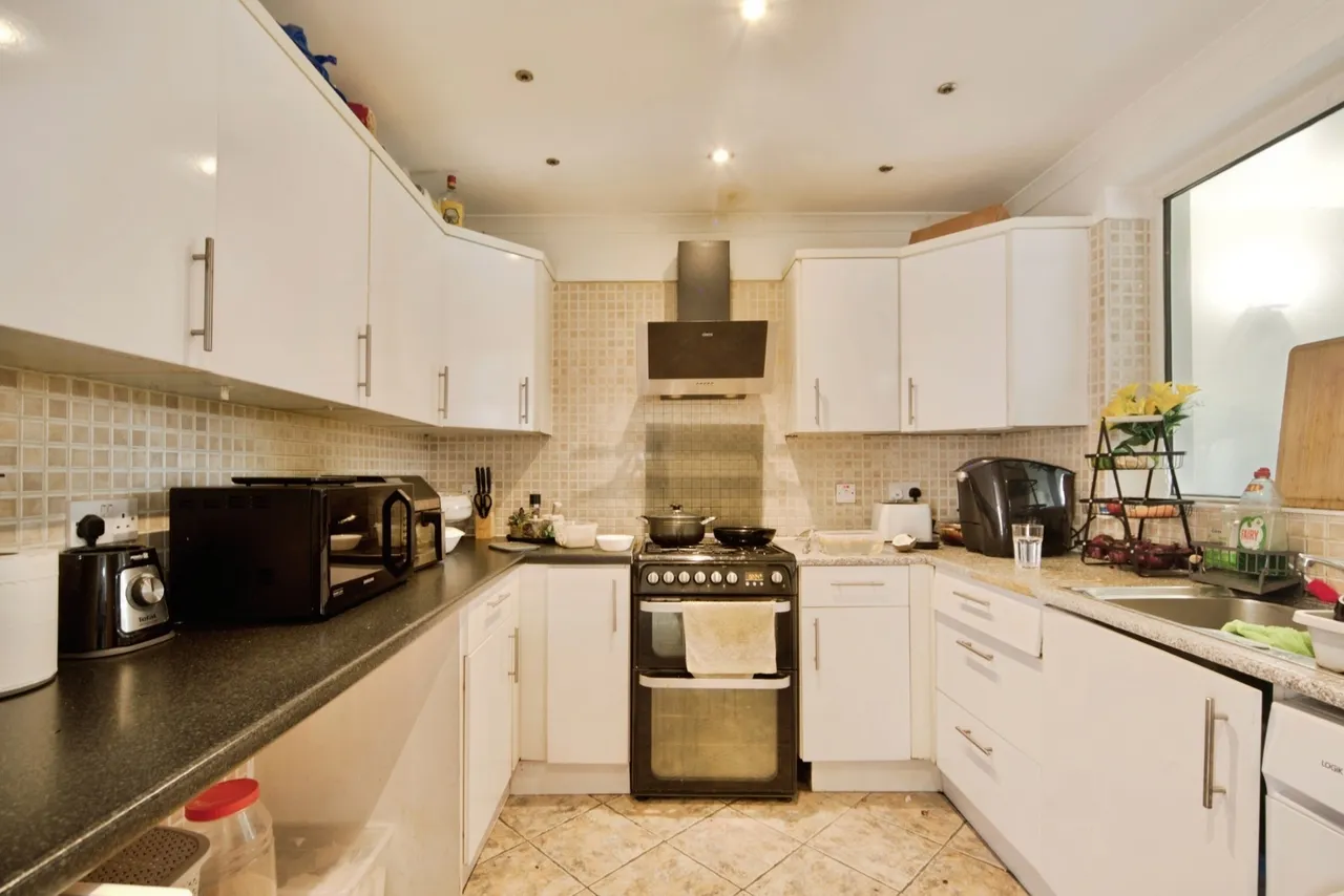 Harrold Road, Dagenham, Essex, RM8, photo 9