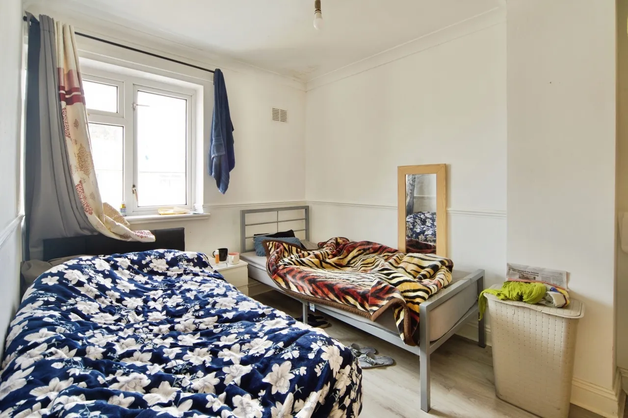 Harrold Road, Dagenham, Essex, RM8, photo 8