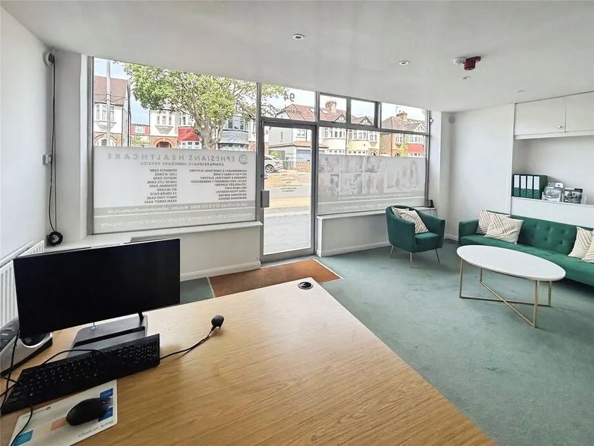 Alexandra Drive, Surbiton, Surrey, KT5, photo 10