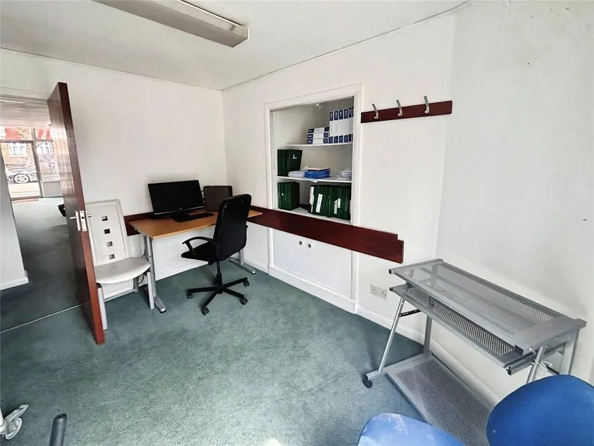 Alexandra Drive, Surbiton, Surrey, KT5, photo 7