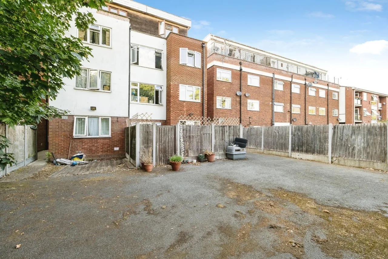 The Ridgeway, LONDON, London, E4, photo 12
