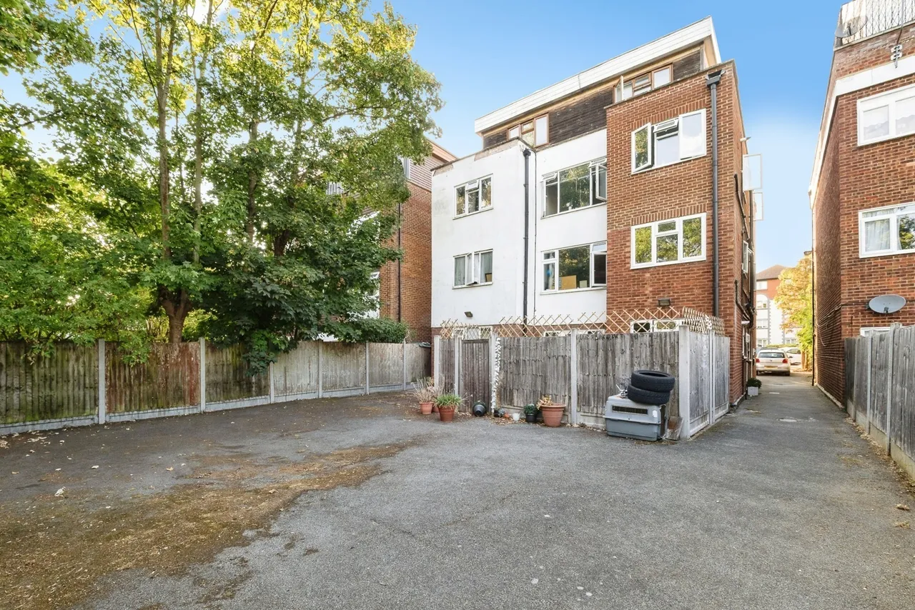 The Ridgeway, LONDON, London, E4, photo 13