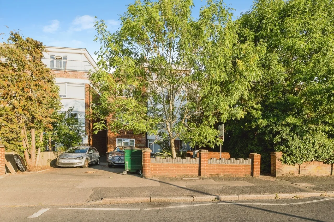 2 bed flat for sale — The Ridgeway, LONDON, London, E4
