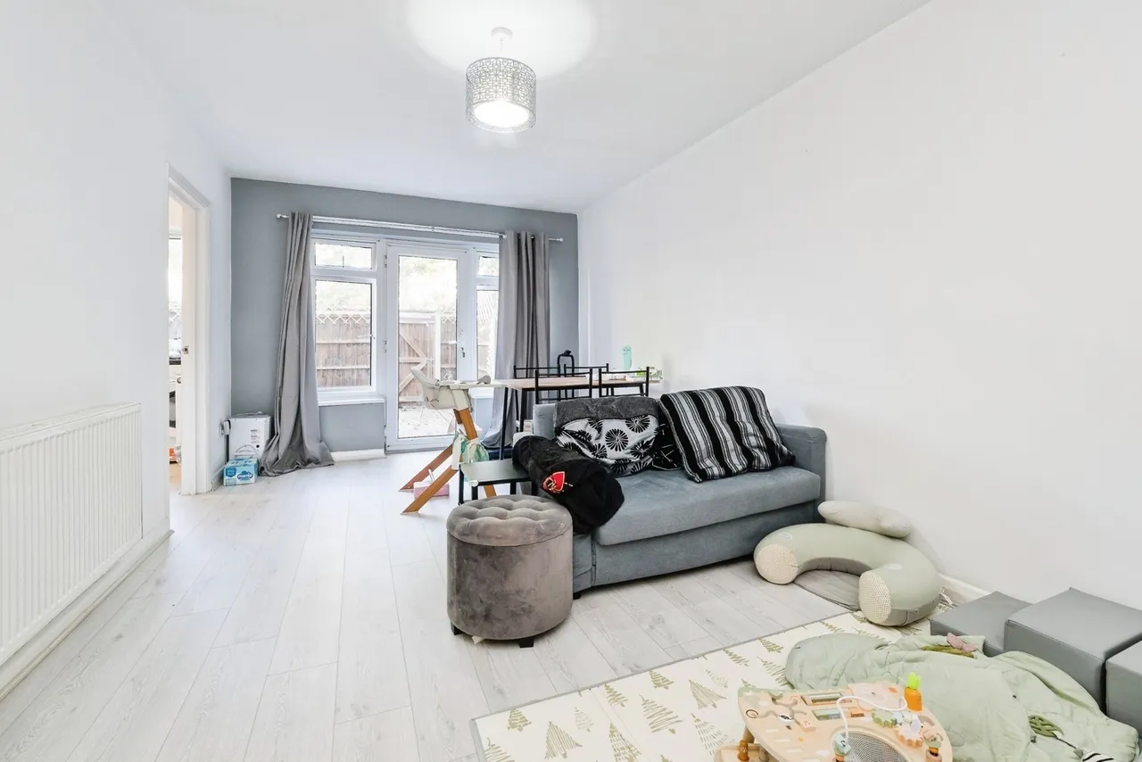 The Ridgeway, LONDON, London, E4, photo 2