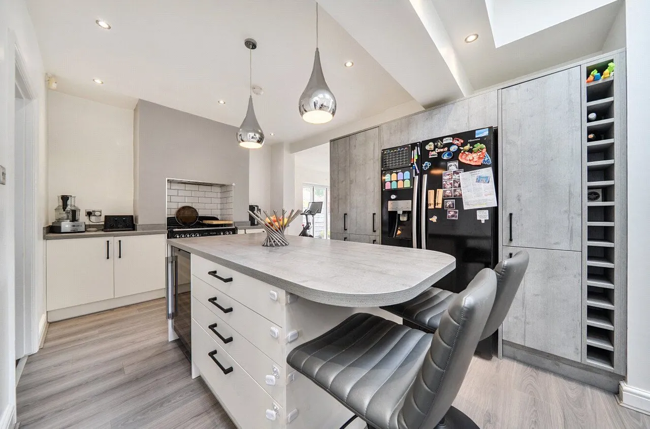 Kings Drive, Middleton, M24, photo 14