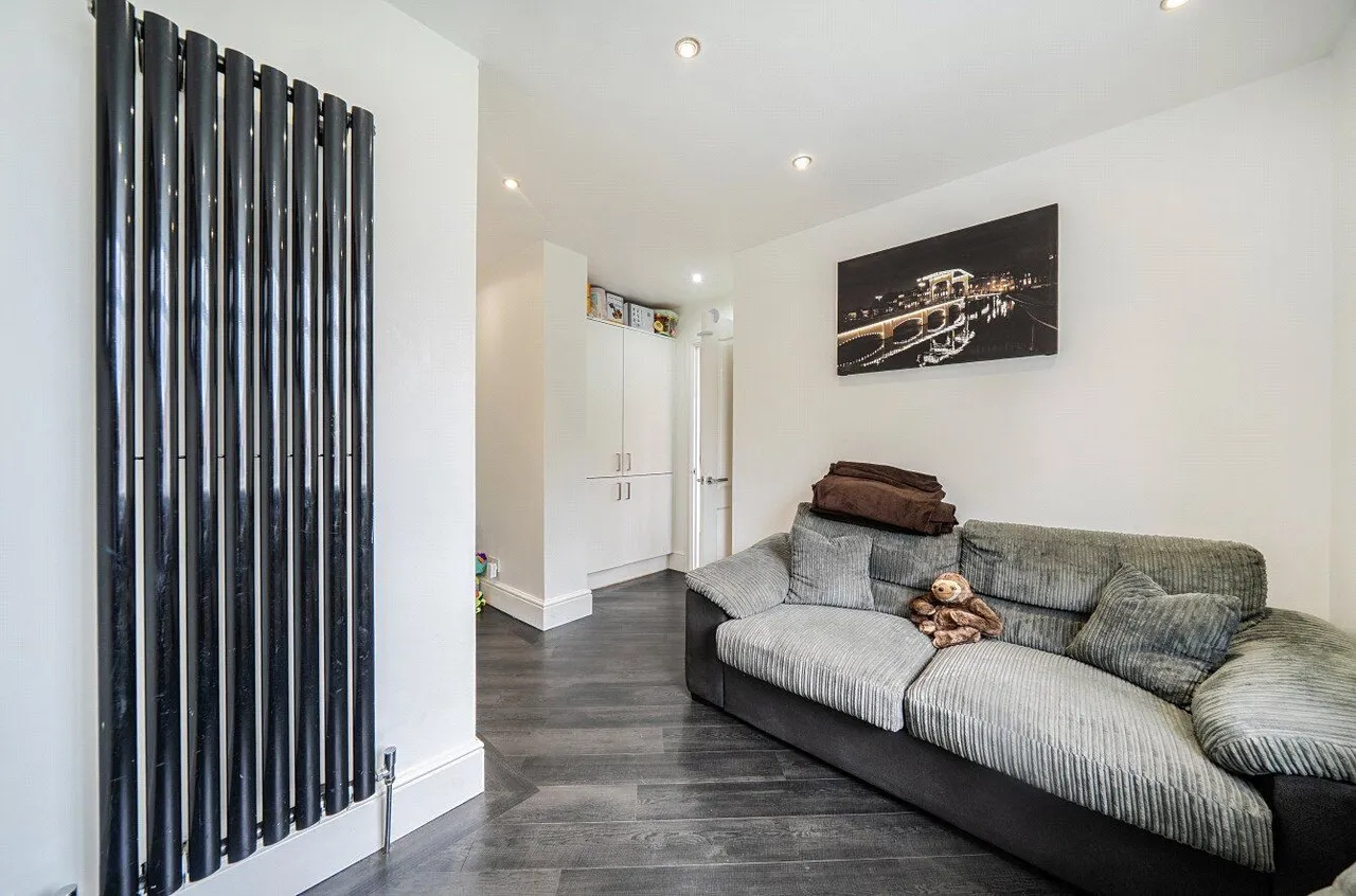 Kings Drive, Middleton, M24, photo 10