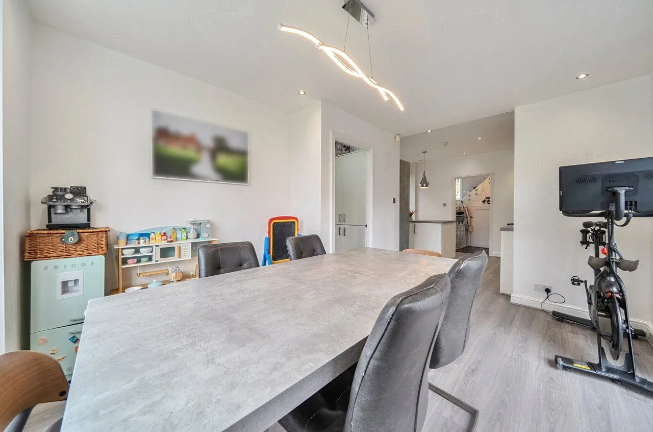 Kings Drive, Middleton, M24, photo 15