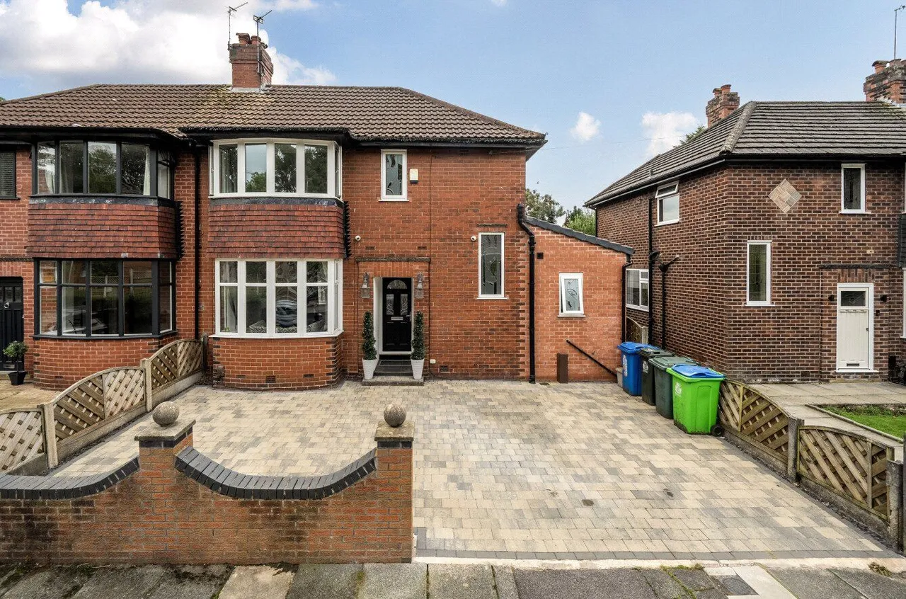 Kings Drive, Middleton, M24, photo 8