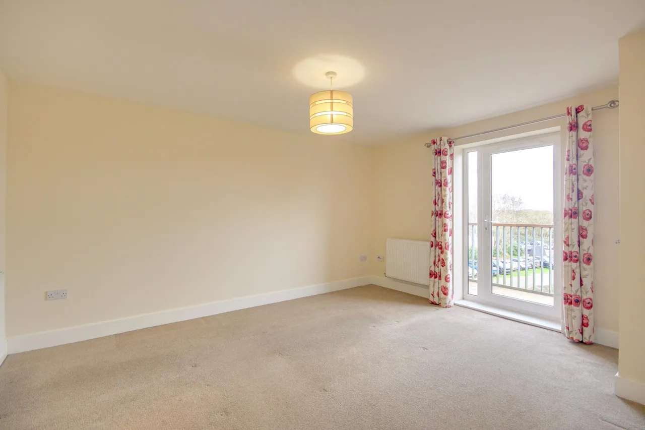 Suffolk Drive, Cattle Market/St Oswalds Retail Park, Gloucester, GL1, photo 2