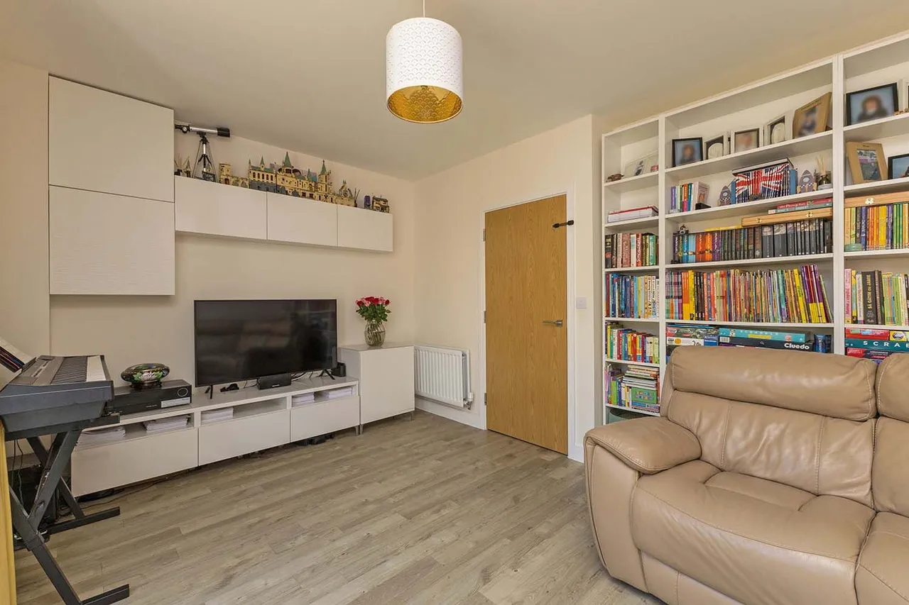 Cygnet Way, Maidenhead, Berkshire, photo 9