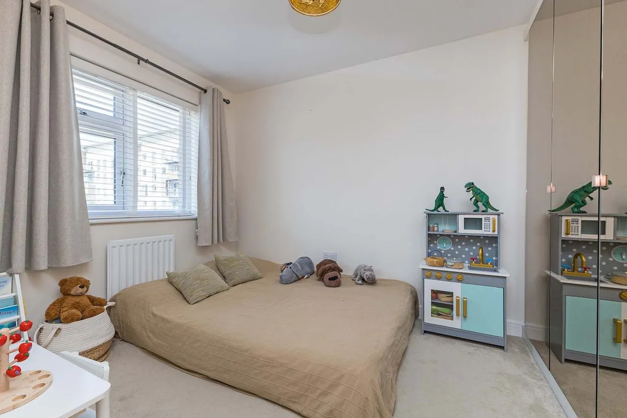 Cygnet Way, Maidenhead, Berkshire, photo 11