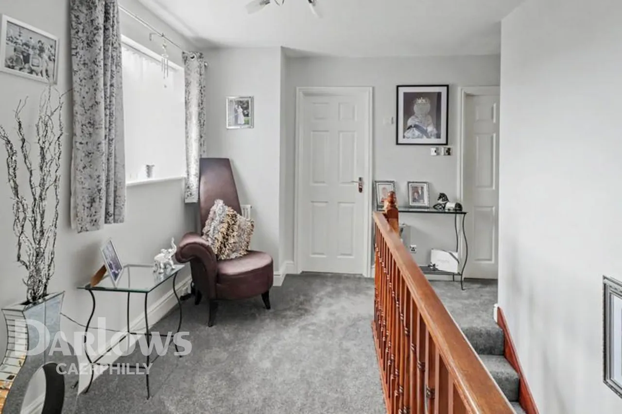 Tor View, Caerphilly, photo 18