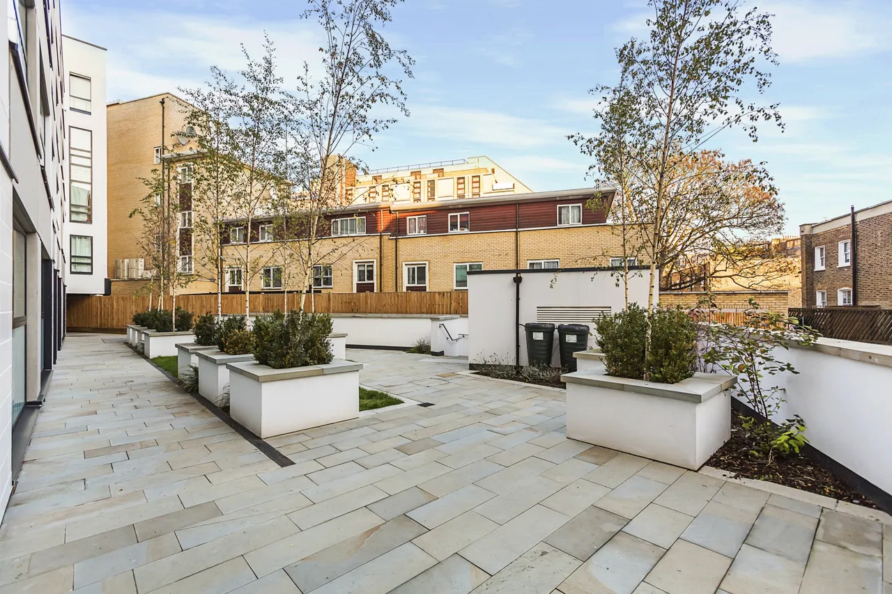 Holland Park Avenue, London, W11, photo 13