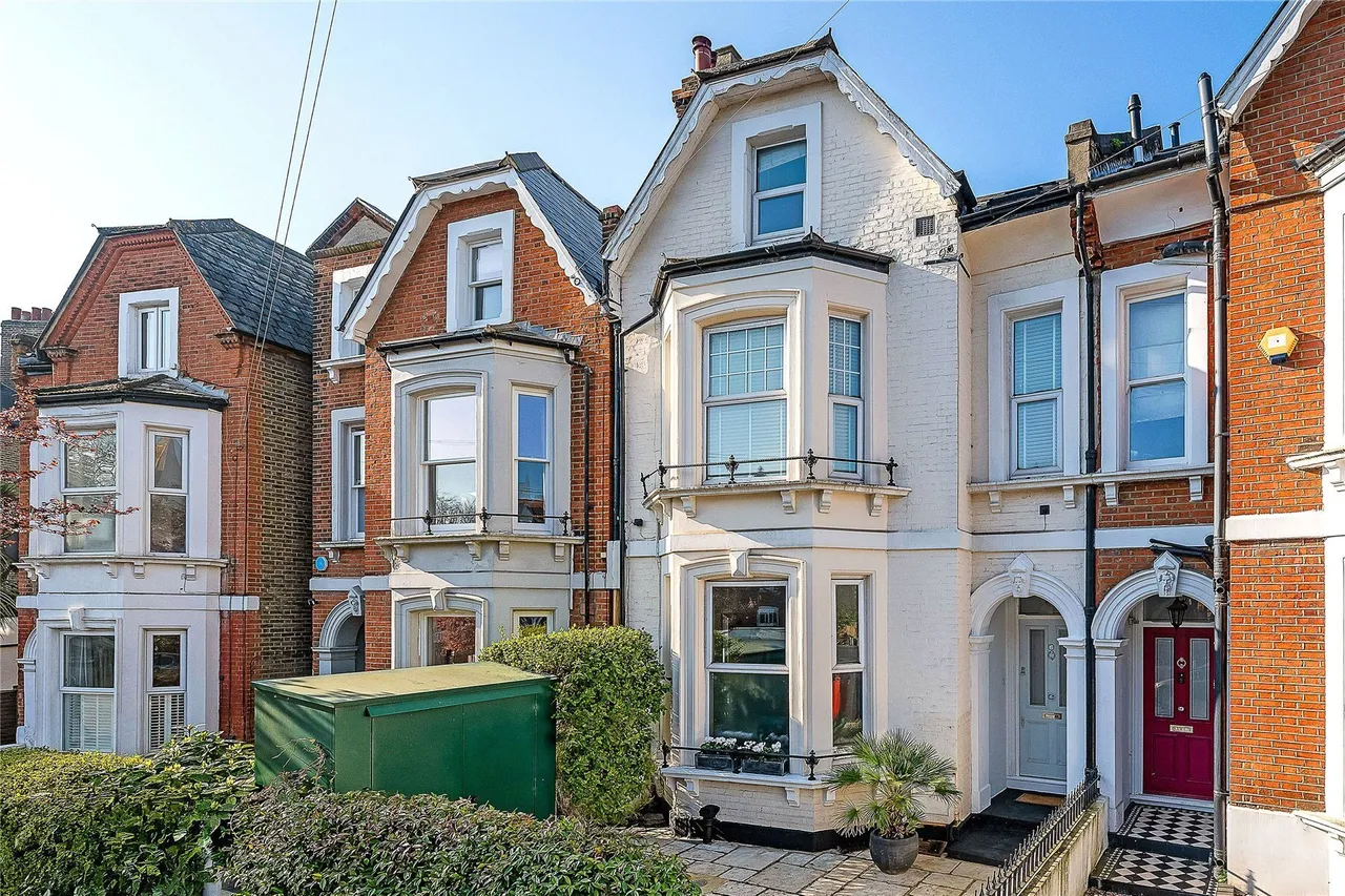 Romola Road, London, SE24, photo 2