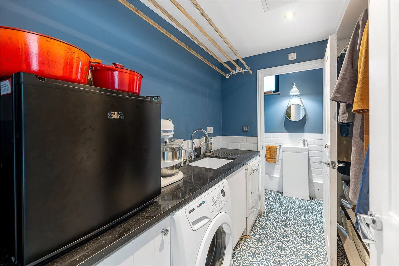 Romola Road, London, SE24, photo 8