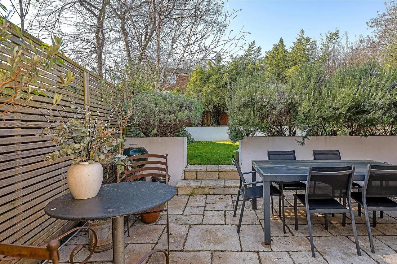 Romola Road, London, SE24, photo 11