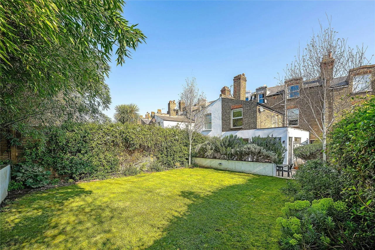 Romola Road, London, SE24, photo 12