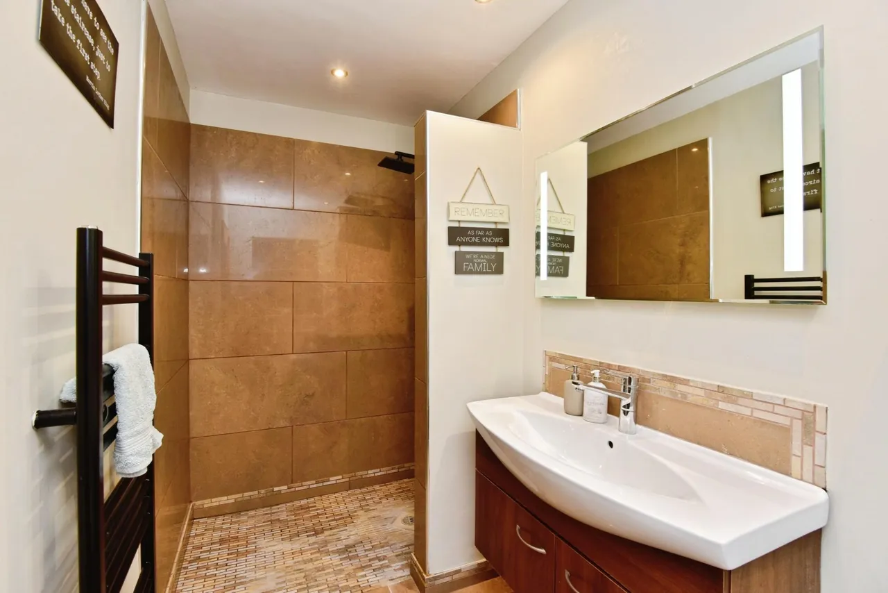 Grindley Lane, Meir Heath, ST3, photo 18