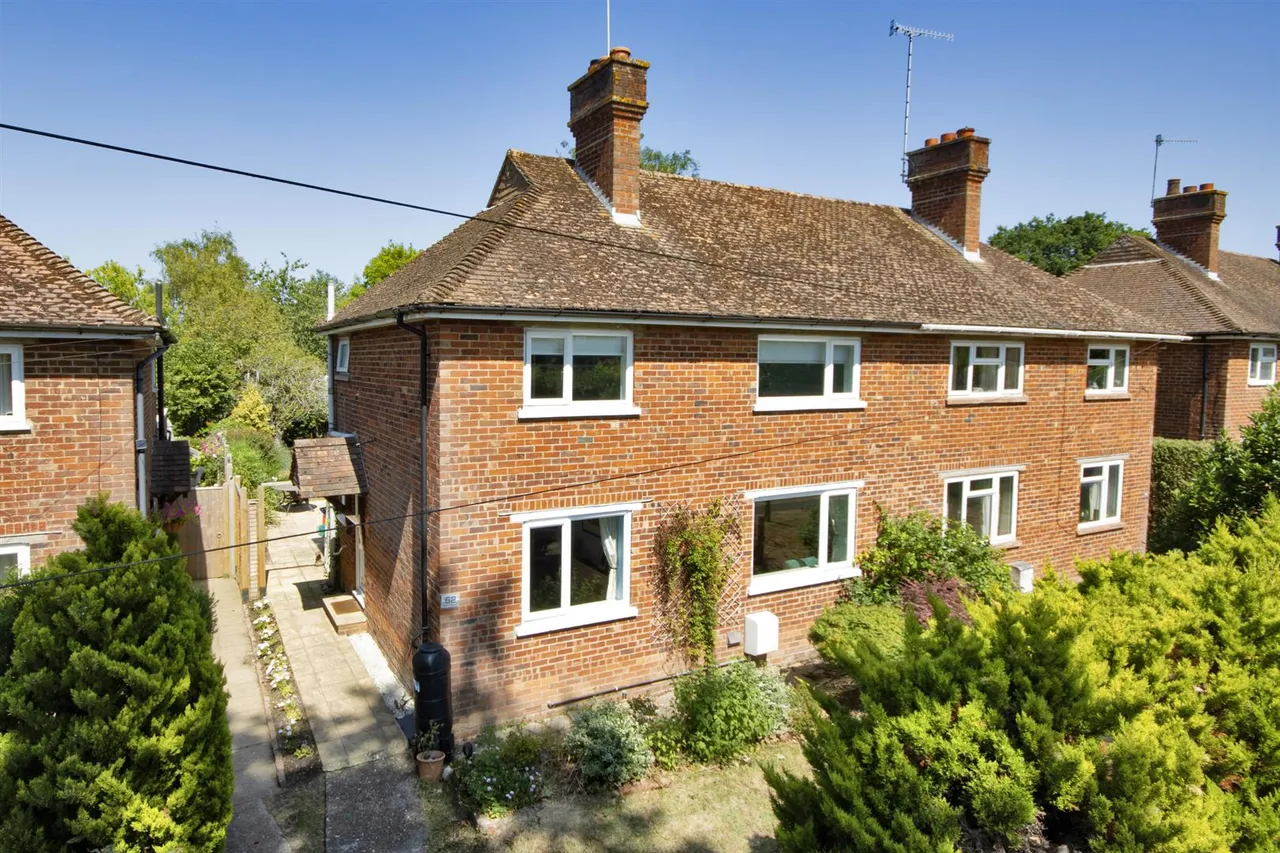 3 bed house for sale, Mount Pleasant, Hildenborough